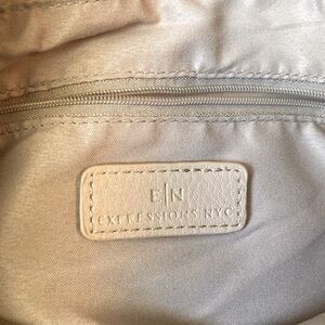 🔥Price drop $20🔥EXPRESSIONS NYC Vegan Leather Tote Bag Rare Red Solid Heart